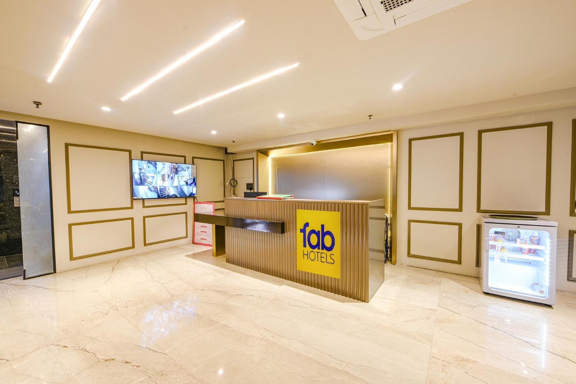 Fabhotel Prime Qotel Janakpuri Дели Экстерьер фото
