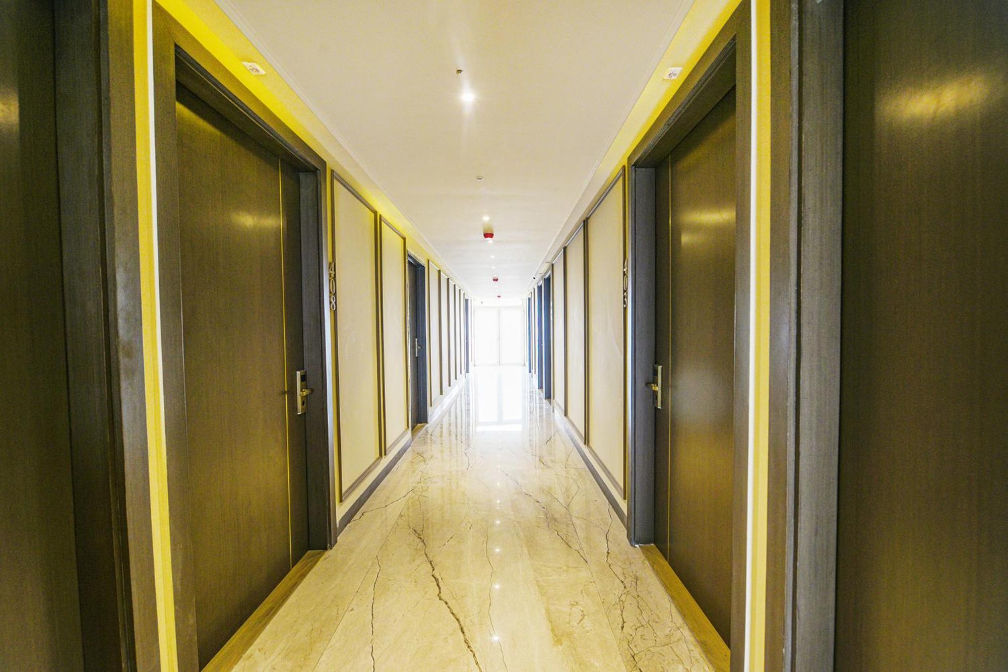Fabhotel Prime Qotel Janakpuri Дели Экстерьер фото